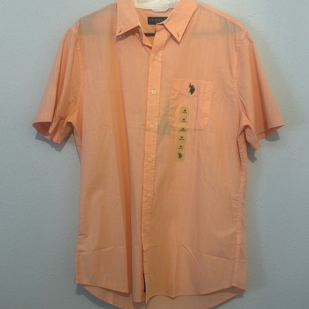 U.S. Polo ASSN Shirt men casual,new size medium please reference in the photo.